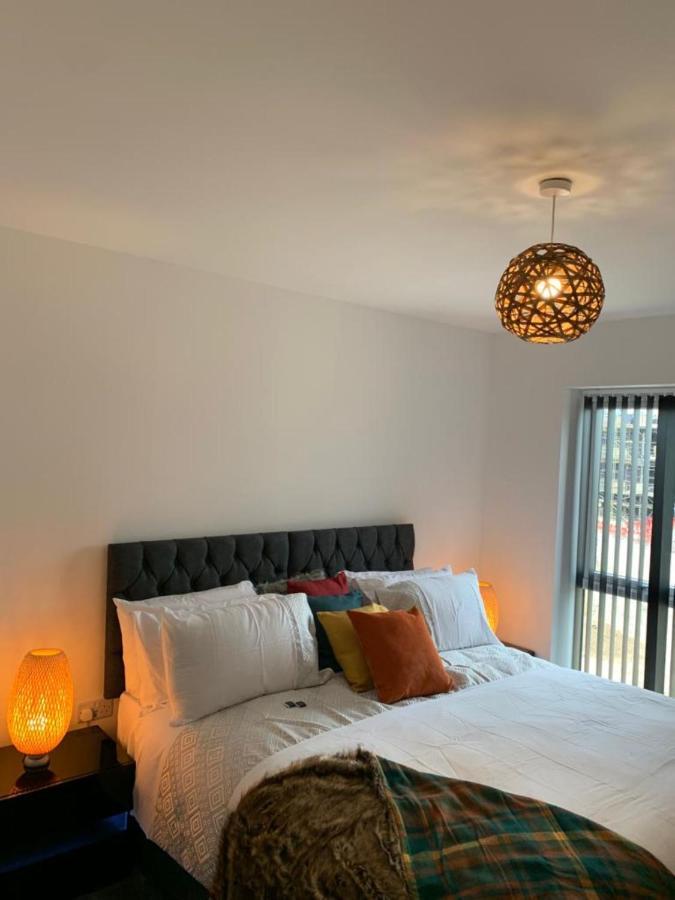 Lakeside 2 Bed Luxury Apartment No Parties No Events Early Check-In Late Check- Out Allowed West Thurrock Exterior foto